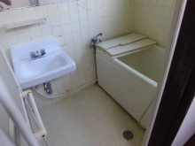 賃貸物件を明るくナチュラルに全面リフォーム